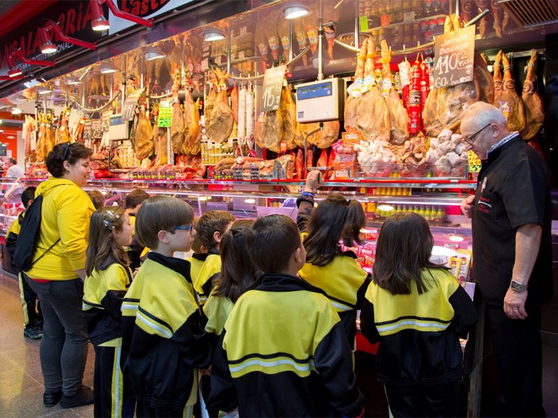 Les visites escolars als mercats han estat tot un èxit durant el curs 2018-2019